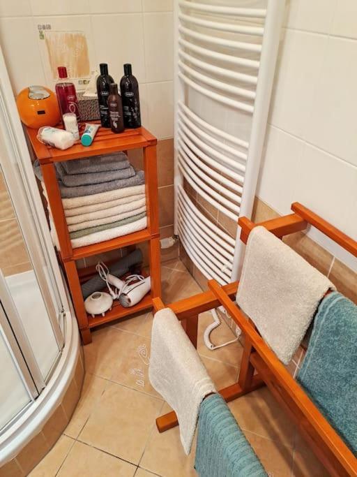 Plne Vybaveny Apartman Pod Mumlavskym Vodopadem, Zahrada S Ohnistem, Idealni Vychozi Bod Pro Turistiku, U Cesty Na Hrebeny, Kousek Do Centra, Absolutni Klid, Vybaveny I Pro Deti, Wellness A Fitko Naproti Harrachov Luaran gambar