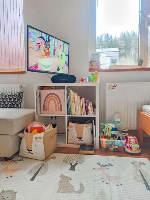 Plne Vybaveny Apartman Pod Mumlavskym Vodopadem, Zahrada S Ohnistem, Idealni Vychozi Bod Pro Turistiku, U Cesty Na Hrebeny, Kousek Do Centra, Absolutni Klid, Vybaveny I Pro Deti, Wellness A Fitko Naproti Harrachov Luaran gambar